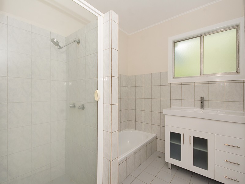 37 Hillock Street, Coorparoo QLD 4151