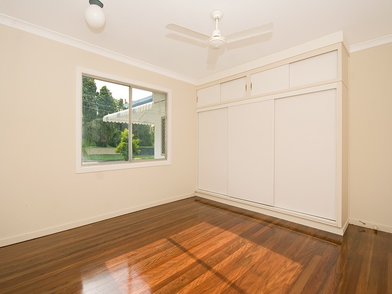 37 Hillock Street, Coorparoo QLD 4151