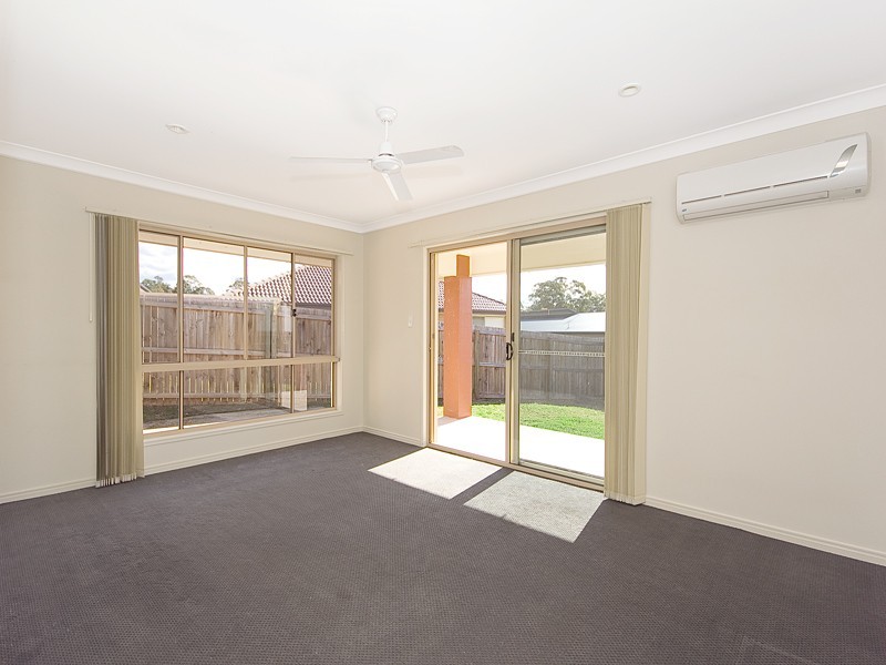 9 Tewantin Way, Waterford QLD 4133