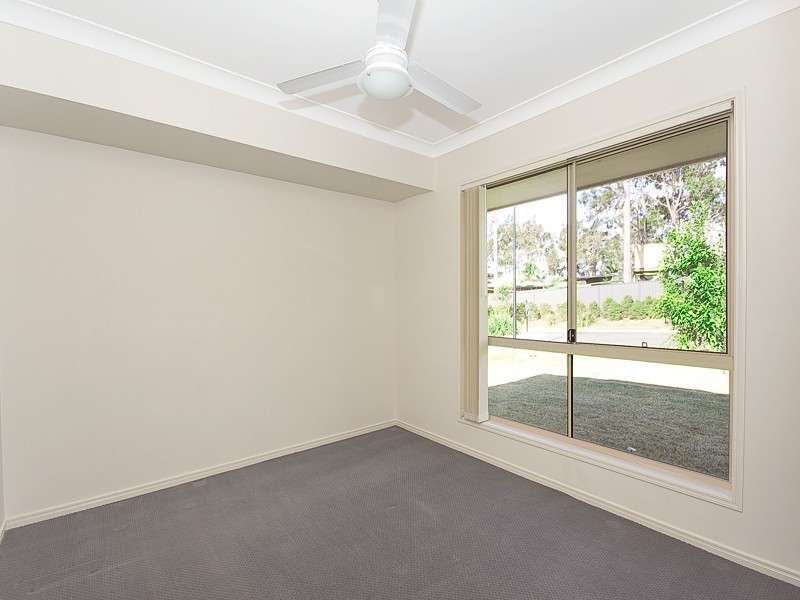 9 Tewantin Way, Waterford QLD 4133