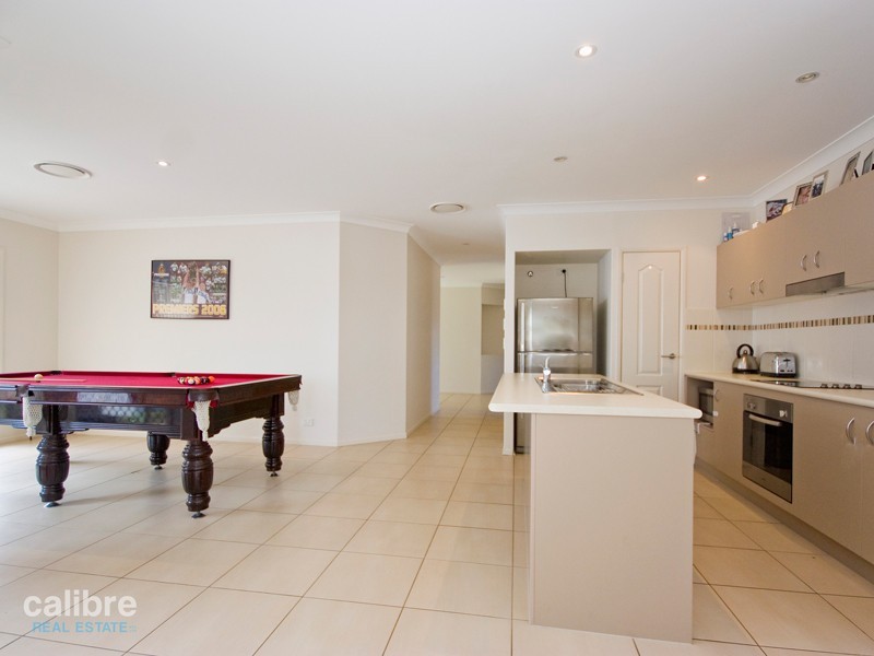 6 Jodie Ct, Bracken Ridge QLD 4017