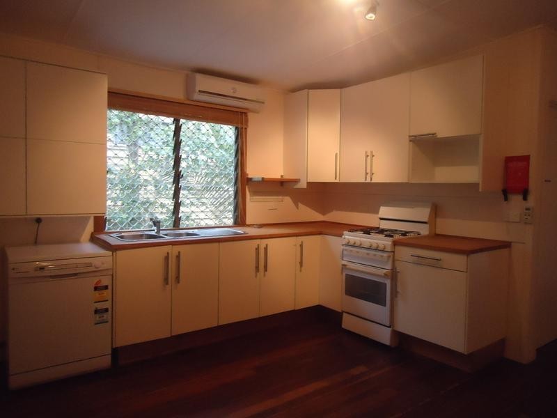 73 Haig Road, Auchenflower QLD 4066