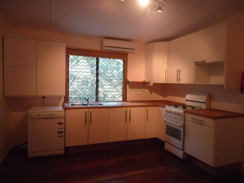 73 Haig Road, Auchenflower QLD 4066