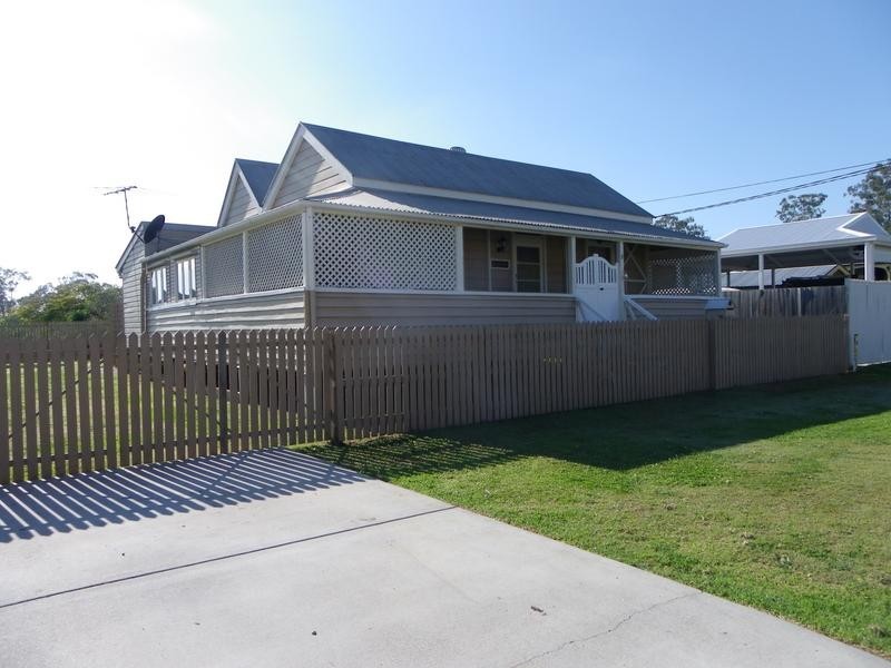 8 High Street, Ebbw Vale QLD 4304