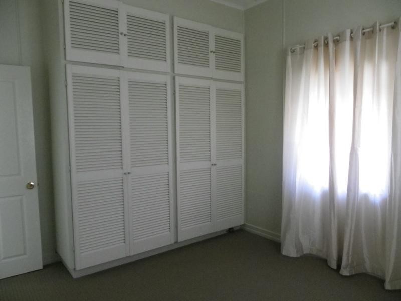 8 High Street, Ebbw Vale QLD 4304