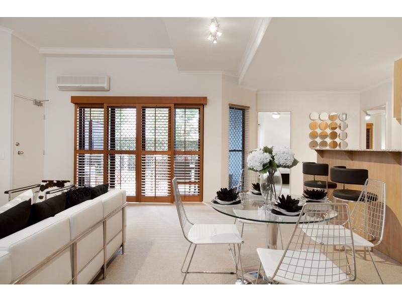 2/23 Dwyer Street, Nundah QLD 4012