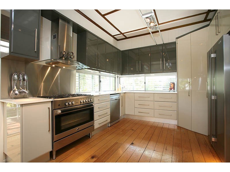 12 Goulburn Street, Hawthorne QLD 4171