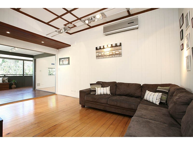 12 Goulburn Street, Hawthorne QLD 4171