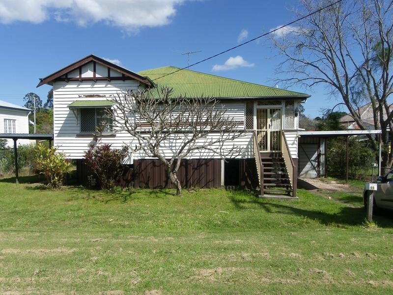99 Thorn Street, Ipswich QLD 4305