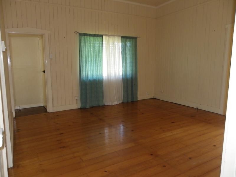 99 Thorn Street, Ipswich QLD 4305