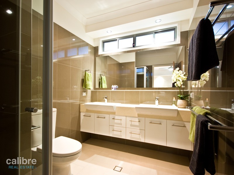 19 Duke Street, Gaythorne QLD 4051