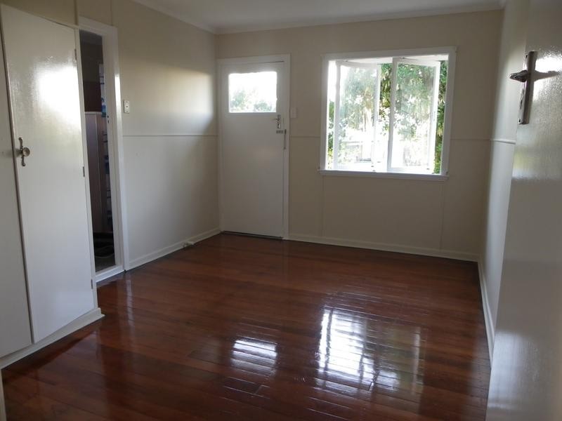 4/11 Henry Street, Greenslopes QLD 4120