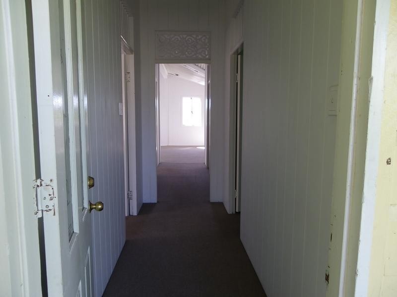 19 North Station Road, North Booval QLD 4304