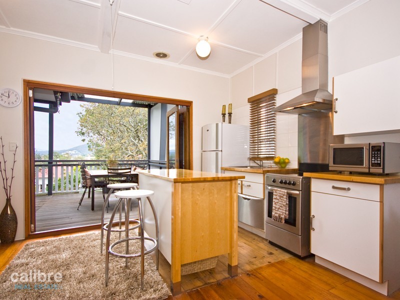 139 Jubilee Terrace, Bardon QLD 4065