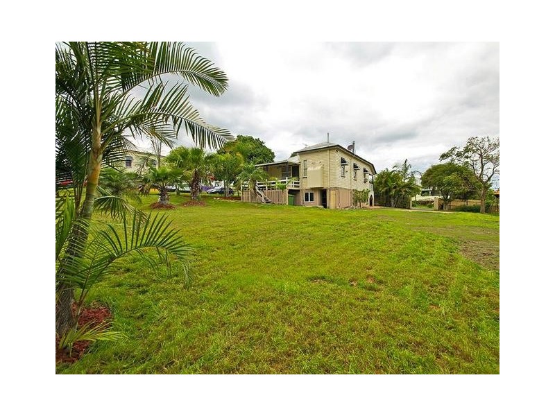 82 Hill Street, North Ipswich QLD 4305
