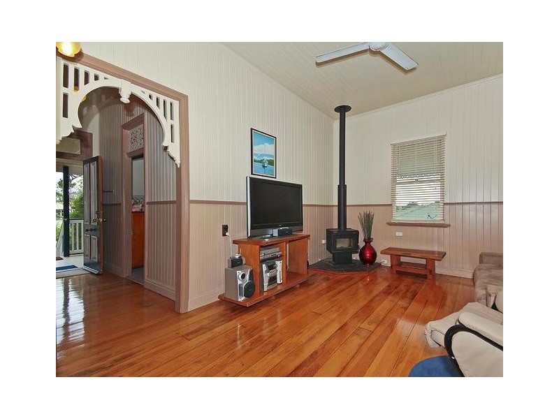 82 Hill Street, North Ipswich QLD 4305
