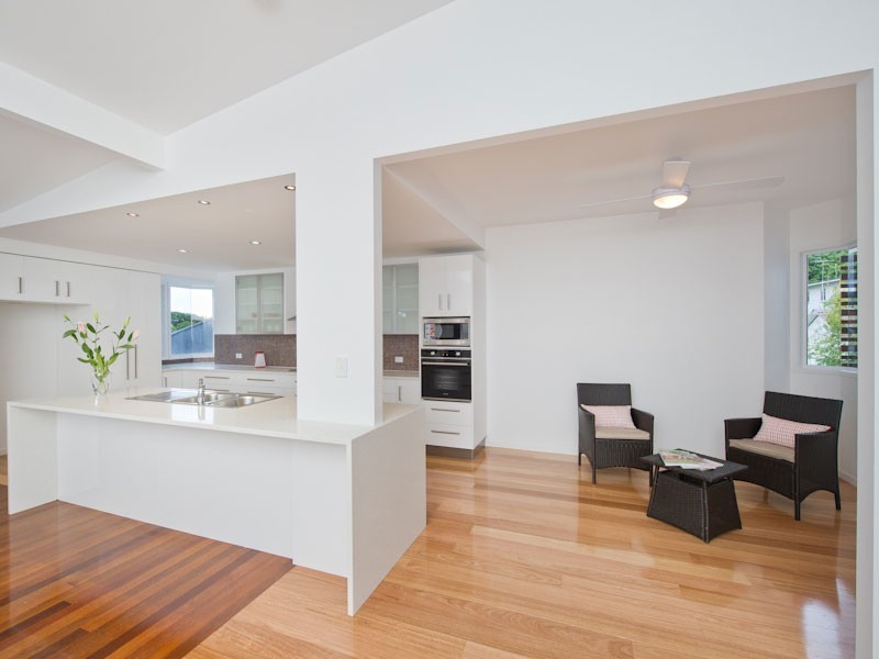 12 Thurlow St, Newmarket QLD 4051