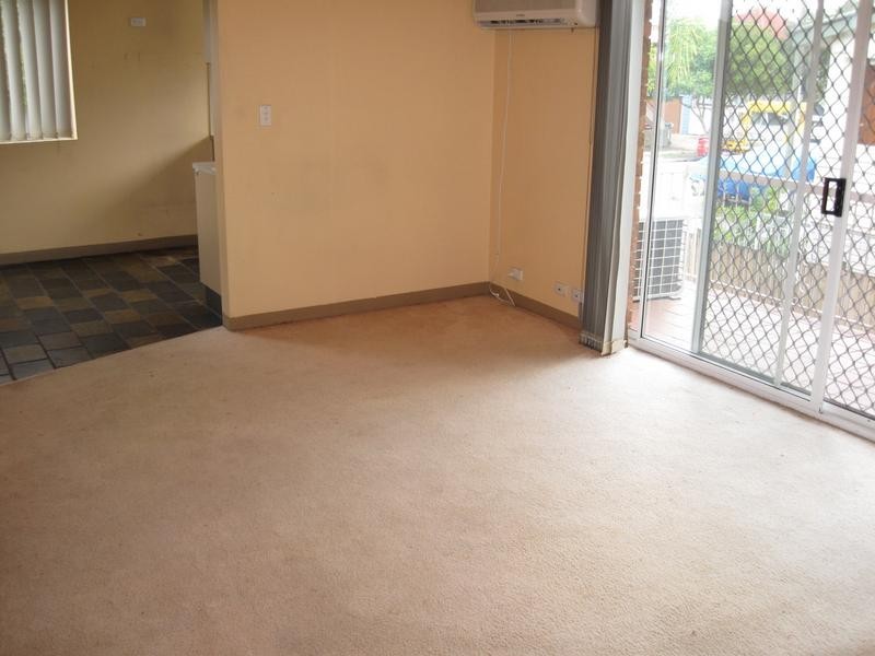 1/34 Baron Street, Greenslopes QLD 4120