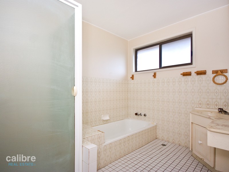 89 Smallman Street, Bulimba QLD 4171