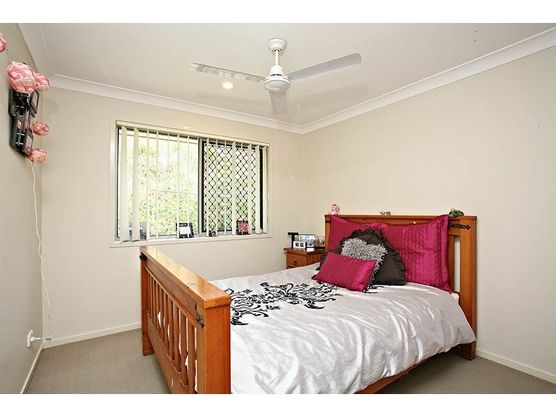 14 Hazelwood Court, Flinders View QLD 4305