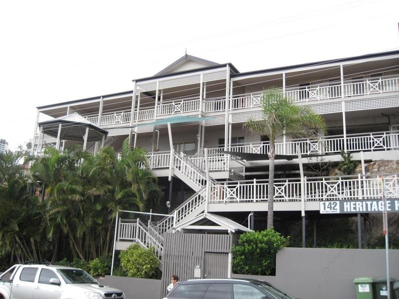 8/142 St Pauls Terrace, Spring Hill QLD 4000
