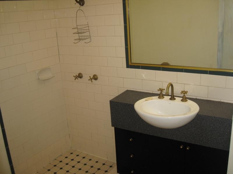 8/142 St Pauls Terrace, Spring Hill QLD 4000