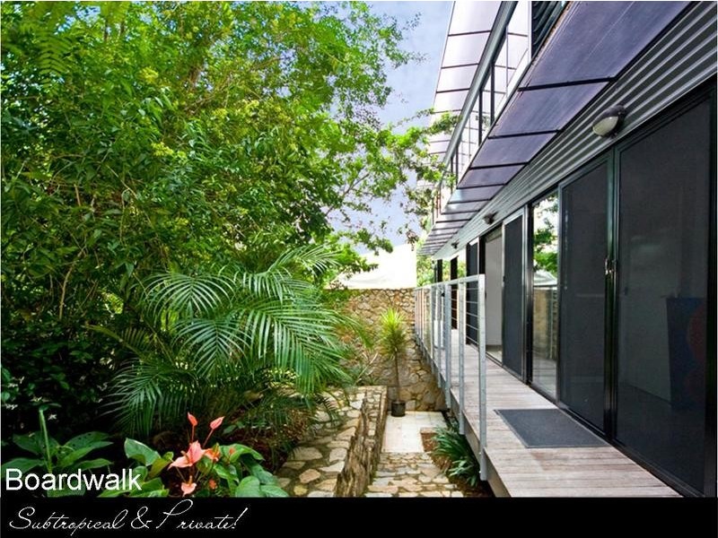 33 Ashbourne Street, Ashgrove QLD 4060