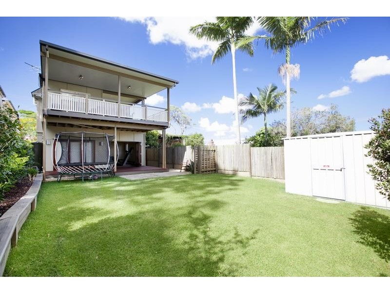 135 Fifth Avenue, Windsor QLD 4030
