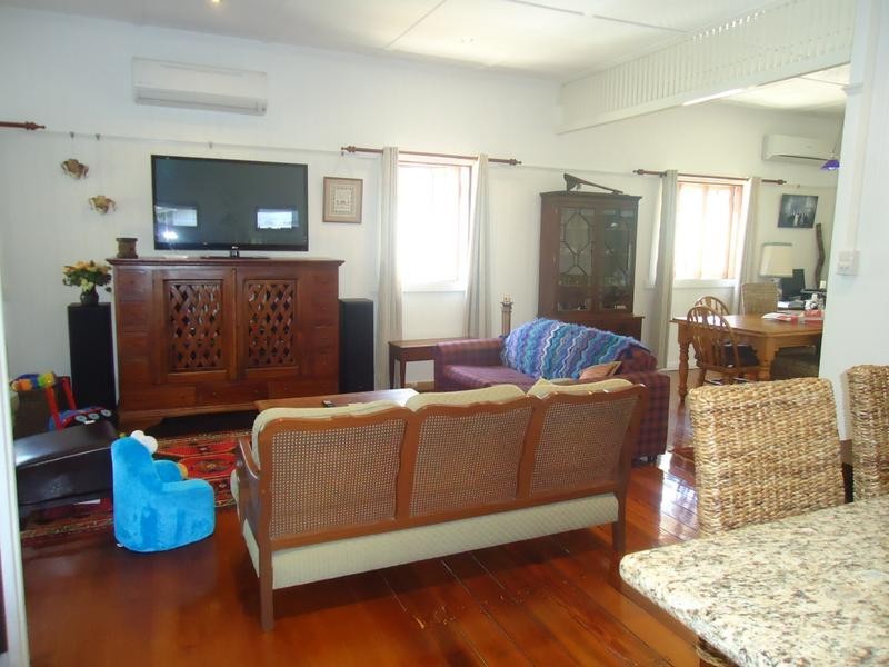 23 Cramond Street, Wilston QLD 4051