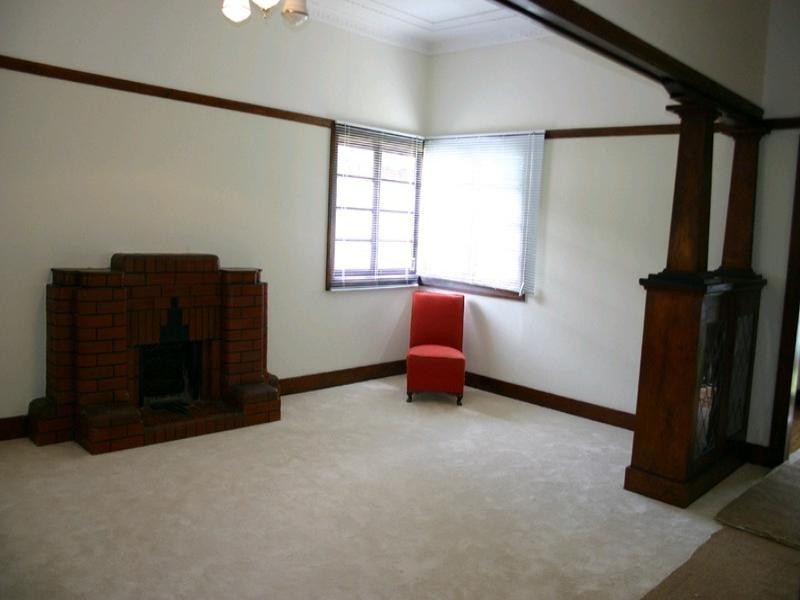 10 Thurlow Street, Newmarket QLD 4051