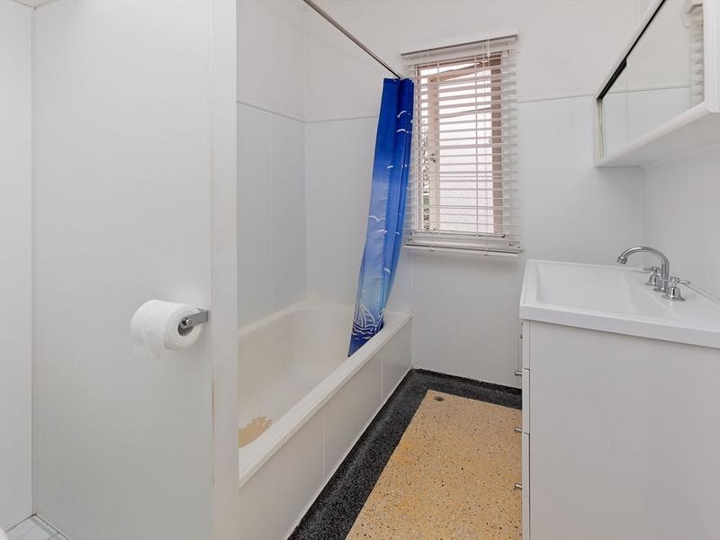 19 Woodville Street, Hendra QLD 4011