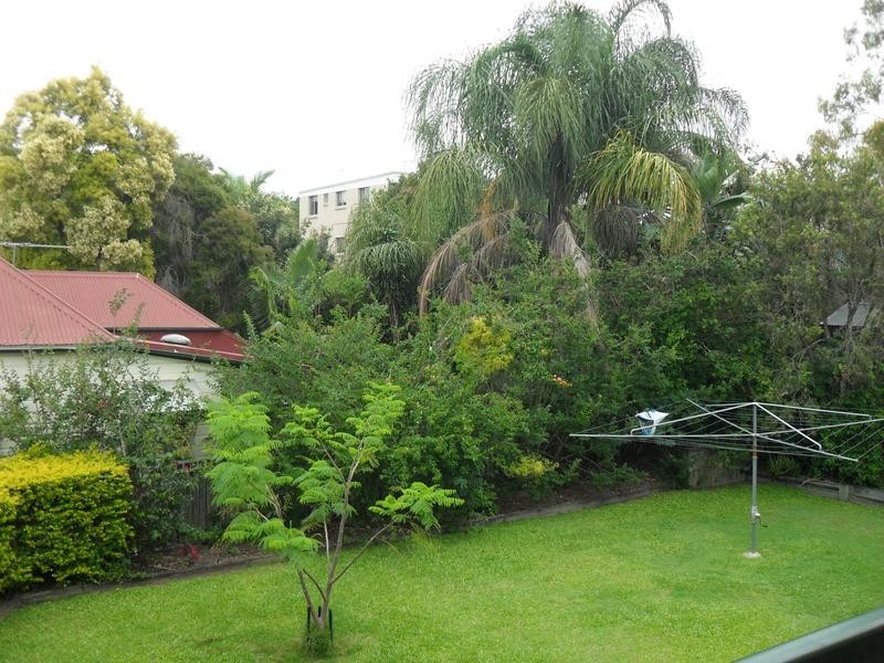 25 Heath Street, East Brisbane QLD 4169