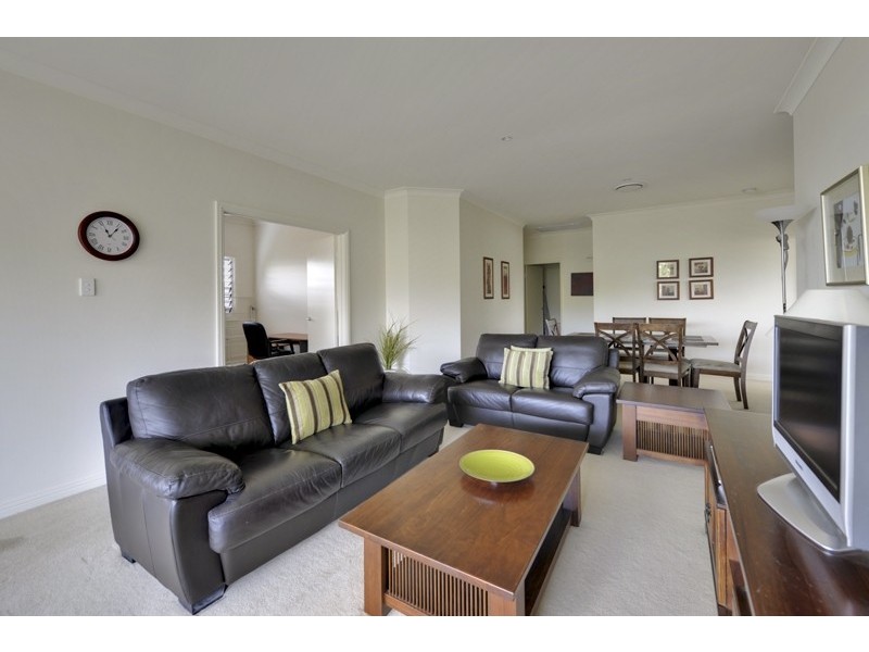 30 Wellington Street, Clayfield QLD 4011