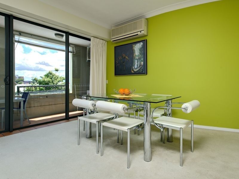 55 Baildon Street, Kangaroo Point QLD 4169