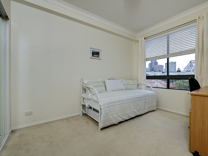 55 Baildon Street, Kangaroo Point QLD 4169