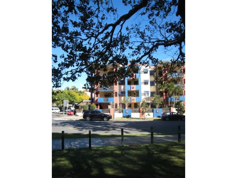 15 Newstead Avenue, Newstead QLD 4006