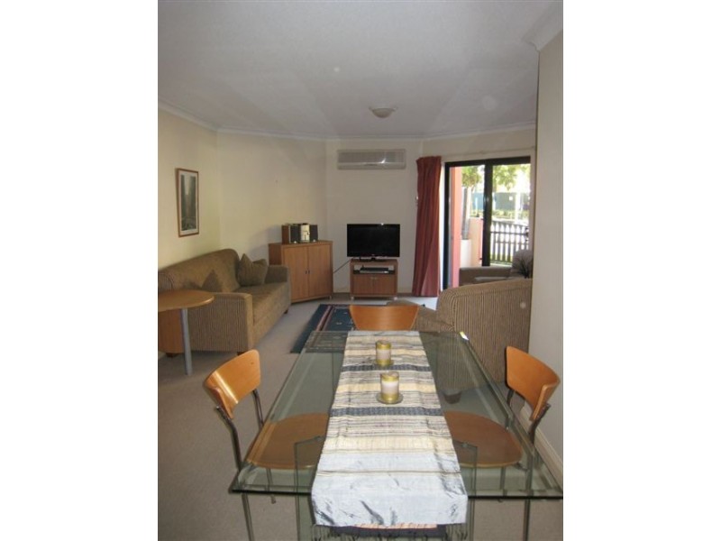 15 Newstead Avenue, Newstead QLD 4006