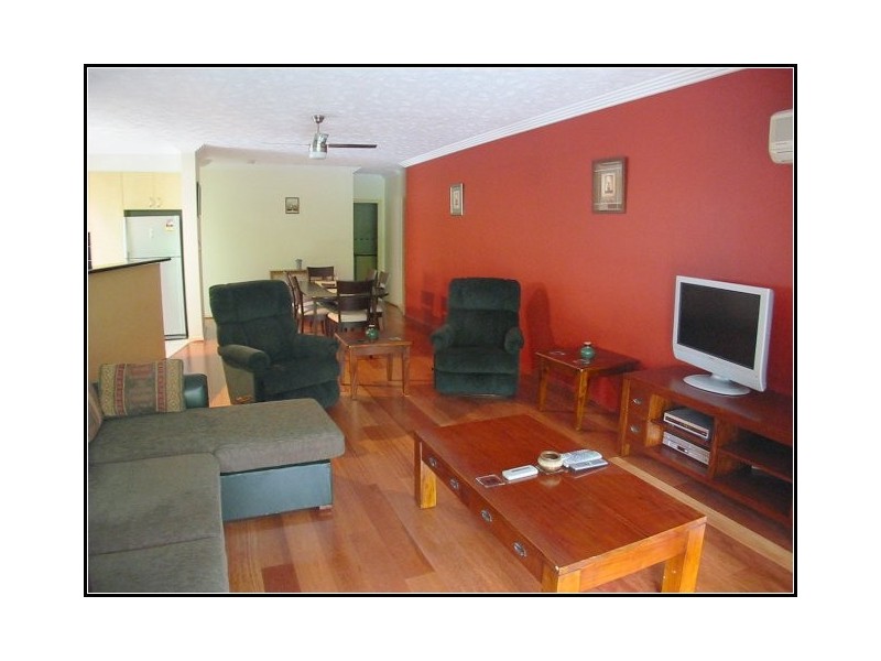 9 Newstead Avenue, Newstead QLD 4006
