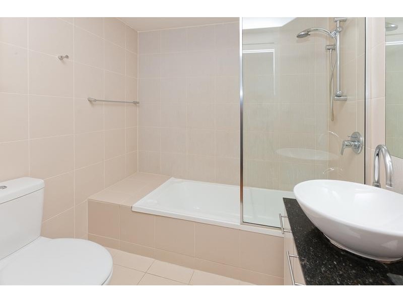 21 Miles Street, Clayfield QLD 4011