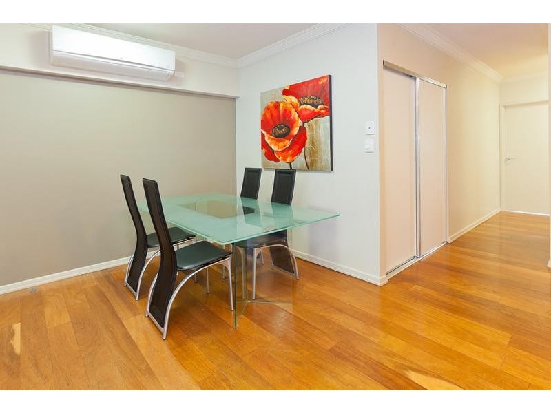 21 Miles Street, Clayfield QLD 4011