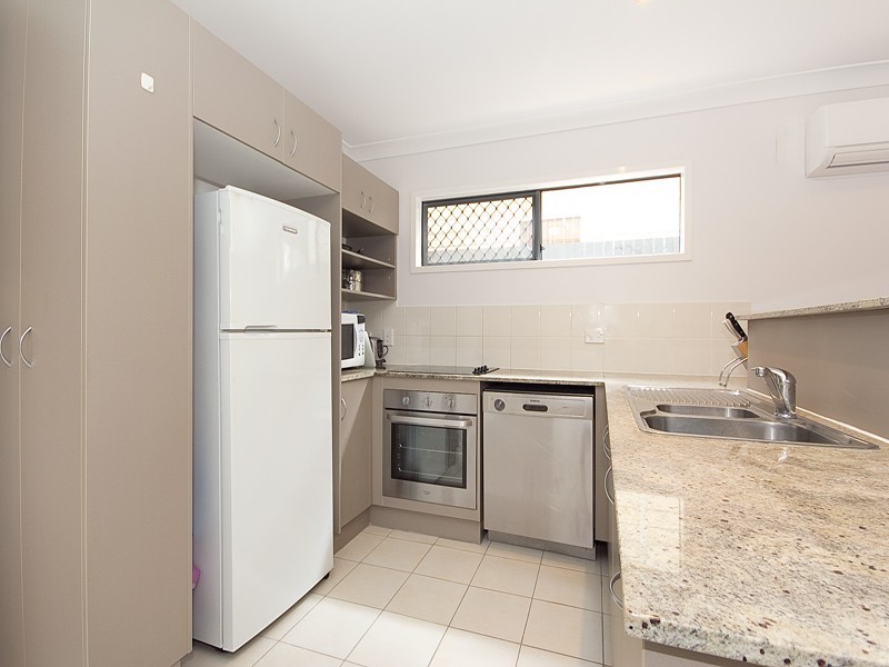 14 Lisson Grove, Wooloowin QLD 4030