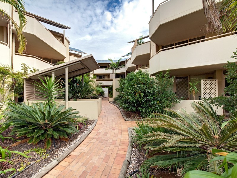 32 Newstead Tce, Newstead QLD 4006