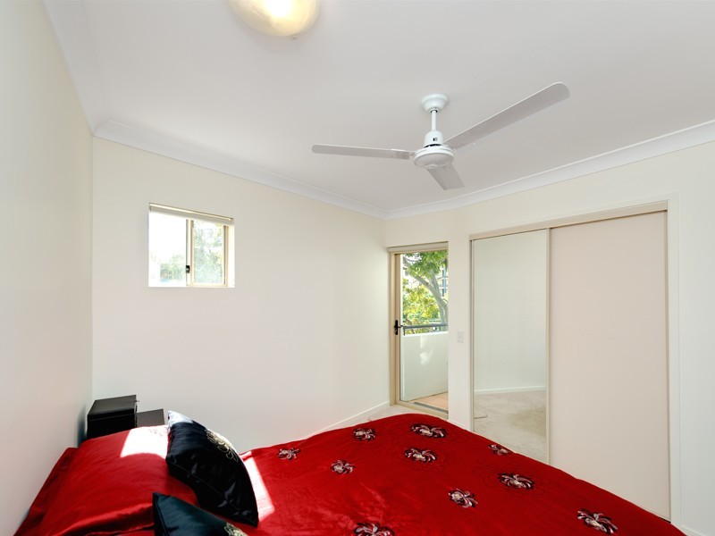 32 Newstead Tce, Newstead QLD 4006