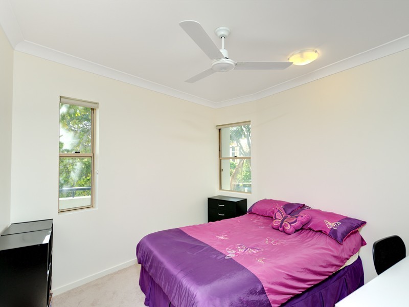32 Newstead Tce, Newstead QLD 4006