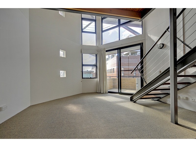 139 Commercial Rd, Teneriffe QLD 4005