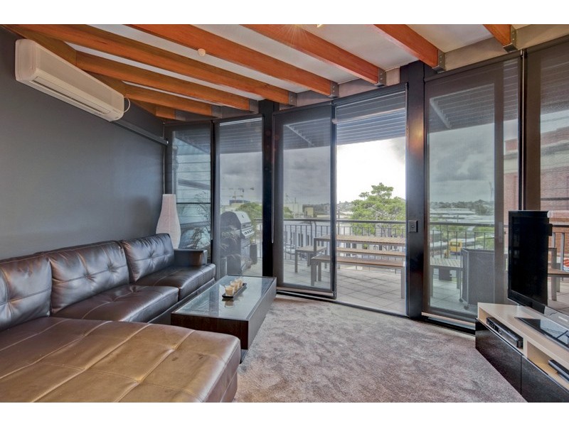 139 Commercial Road, Teneriffe QLD 4005