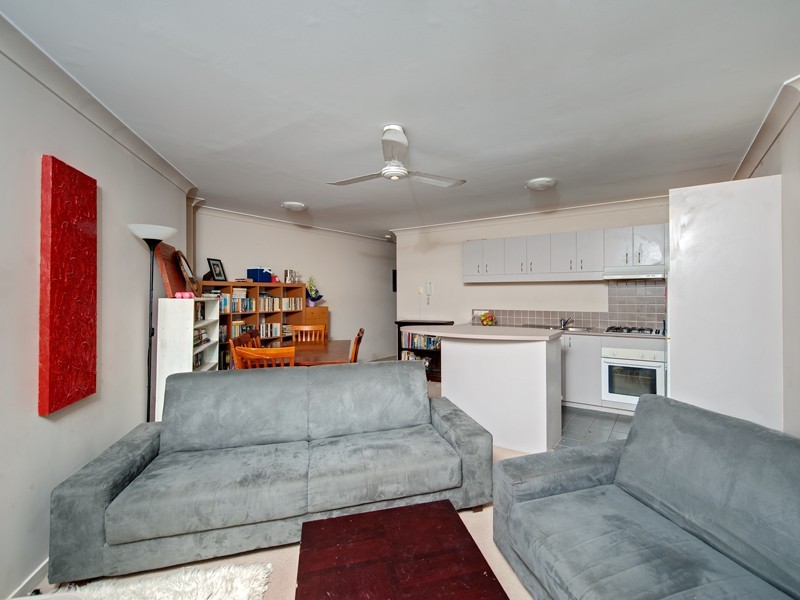 32 Newstead Tce, Newstead QLD 4006