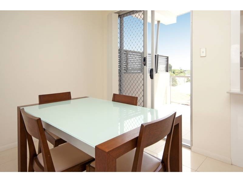 27 Store St, Albion QLD 4010