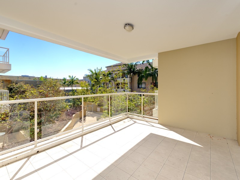 203/42 Newstead Tce, Newstead QLD 4006