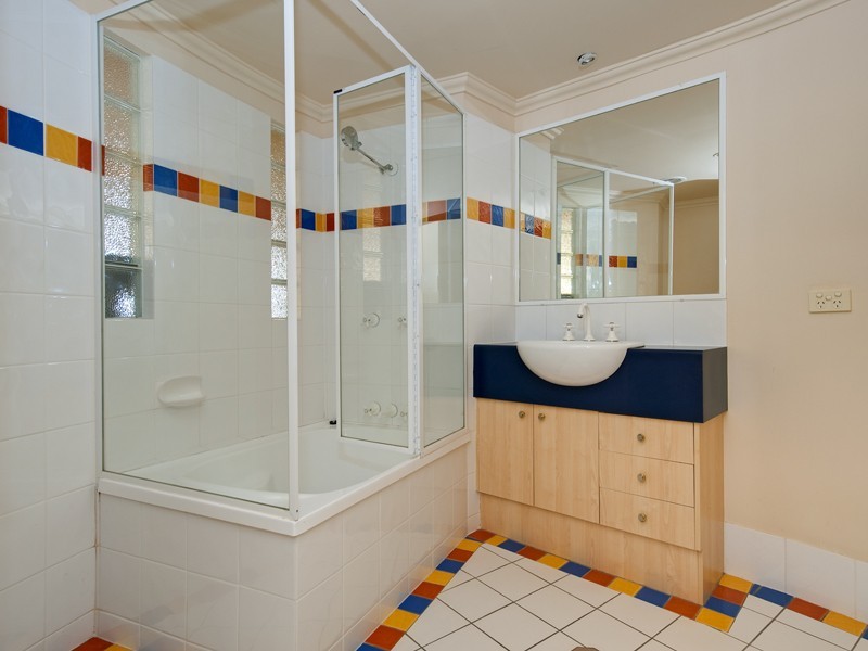 68 Beeston St, Teneriffe QLD 4005